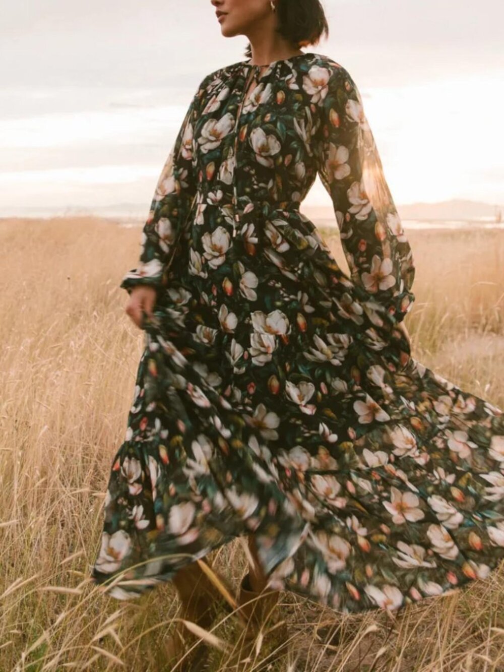 Ivy City Co. Imogen Dress in Moody Magnolia relaxed maxi tiered balloon sleeve M